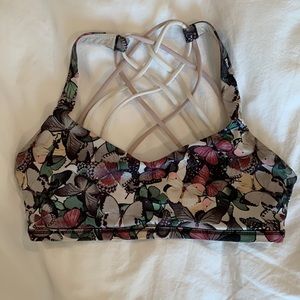 Lululemon Free to Be Bra